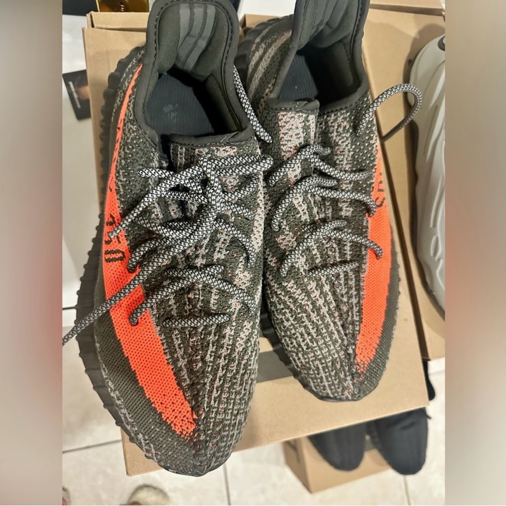 Adidas Yeezy boost 350 v2 Beluga.  Like New